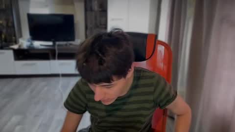 vialeras online show from 04-20-26, 09:12