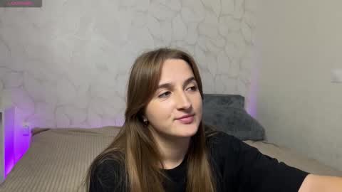 Snapshot of vibe_and_night chatting on 11-07-25, 03:12 Vail and Nevada online show from 11-07-25, 03:12