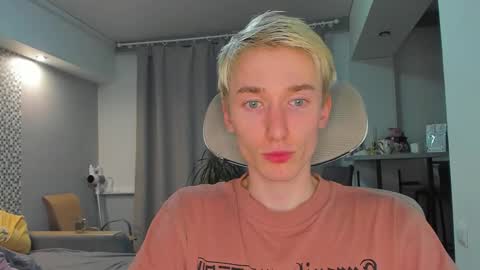 Snapshot of vibemygirl chatting on 11-09-25, 07:01 vibemygirl online show from 11-09-25, 07:01