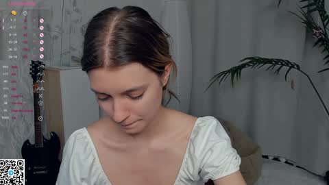 Snapshot of vibes_of_joy chatting on 01-06-25, 02:26 Mikky online show from 01-06-25, 02:26