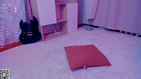 Snapshot of vibes_of_joy chatting on 01-19-25, 02:28 Mikky online show from 01-19-25, 02:28