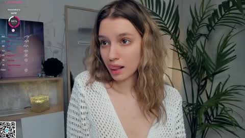 Snapshot of vibes_of_joy chatting on 02-16-25, 01:27 Mikky online show from 02-16-25, 01:27