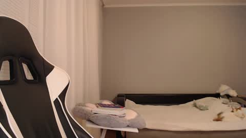 Amelia online show from 12-02-24, 08:11