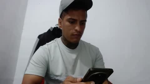 Victor cardenas online show from 12-05-25, 08:38