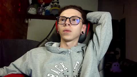 Vicent Brais online show from 02-08-25, 01:43