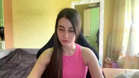 Snapshot of vickeyrosete chatting on 07-25-26, 06:11 Jesse online show from 07-25-26, 06:11
