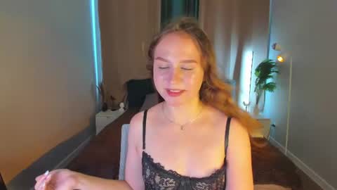 vicki_milles online show from 08-04-26, 09:01