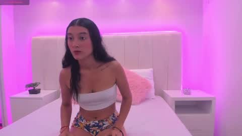 Vicky online show from 05-28-26, 07:11