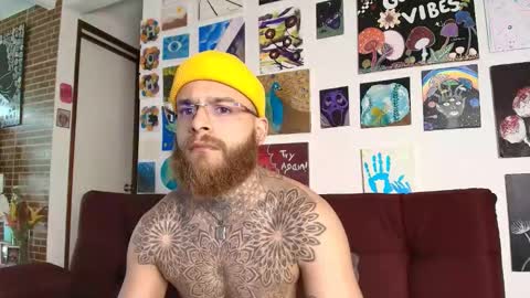 Snapshot of vickingcock7 chatting on 10-20-25, 08:48 vickingcock7 online show from 10-20-25, 08:48