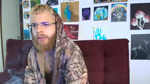 Snapshot of vickingcock7 chatting on 10-23-25, 08:57 vickingcock7 online show from 10-23-25, 08:57