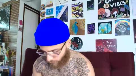 Snapshot of vickingcock7 chatting on 10-27-25, 07:23 vickingcock7 online show from 10-27-25, 07:23