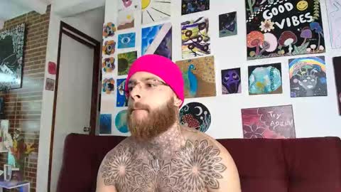 Snapshot of vickingcock7 chatting on 11-04-25, 07:07 vickingcock7 online show from 11-04-25, 07:07