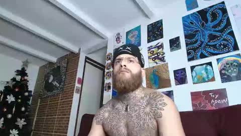 Snapshot of vickingcock7 chatting on 11-18-25, 05:23 vickingcock7 online show from 11-18-25, 05:23