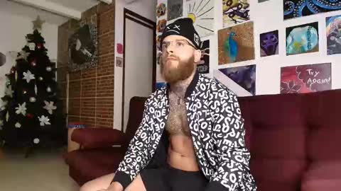 Snapshot of vickingcock7 chatting on 11-24-25, 05:51 vickingcock7 online show from 11-24-25, 05:51