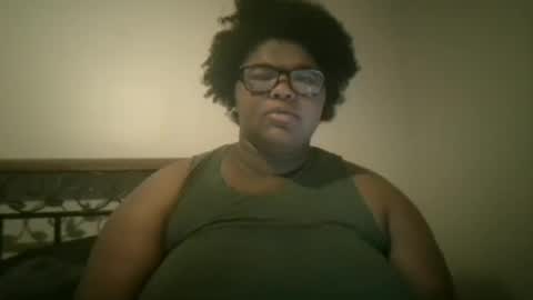 Snapshot of vickiryder56 chatting on 06-21-26, 02:25 vickiryder56 online show from 06-21-26, 02:25