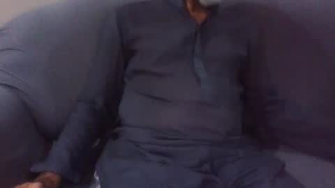 Snapshot of vicky_5540 chatting on 11-21-25, 10:08 Big Dick Sxy Ass online show from 11-21-25, 10:08