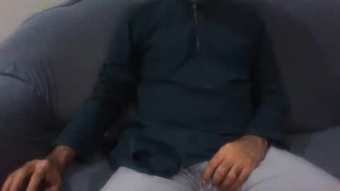 Snapshot of vicky_5540 chatting on 12-17-25, 07:20 Big Dick Sxy Ass online show from 12-17-25, 07:20