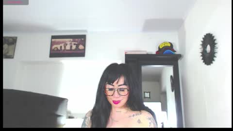 Vicky  online show from 10-07-25, 02:58