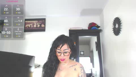 Vicky  online show from 10-09-25, 11:19