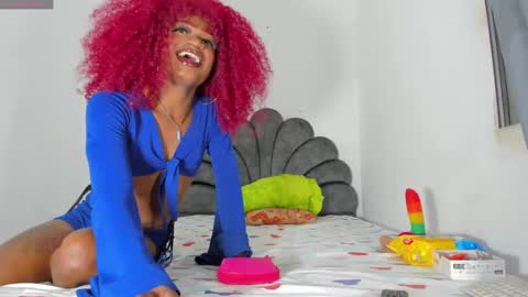 vicky manuela online show from 11-27-25, 03:30