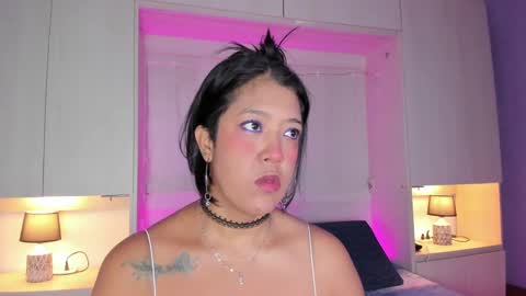 V I C K Y online show from 01-26-25, 12:22