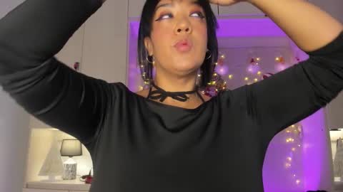 V I C K Y online show from 12-04-25, 12:14