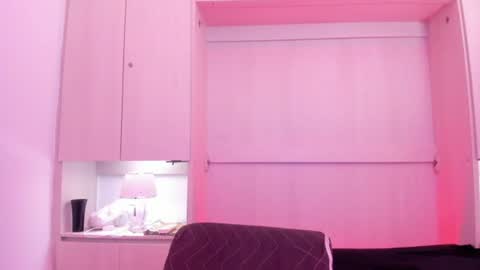 Snapshot of vicky_ruiz chatting on 07-19-26, 12:20 V I C K Y online show from 07-19-26, 12:20