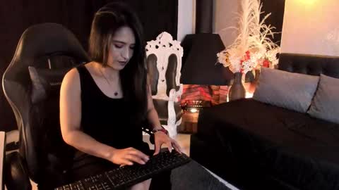 Vicky online show from 02-24-26, 06:11