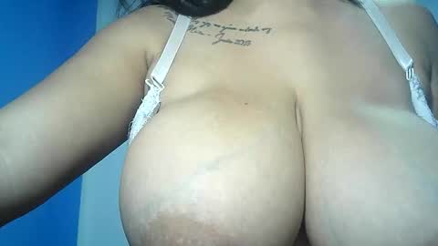 Snapshot of vickyblush8 chatting on 11-04-25, 04:50 vickyblush8 online show from 11-04-25, 04:50