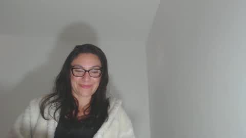 vickyjuice1 online show from 01-24-25, 08:32