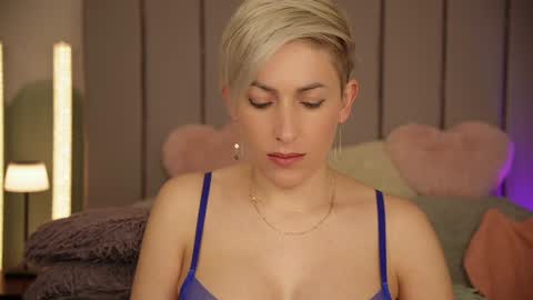 vickysecret96 online show from 02-02-25, 05:37