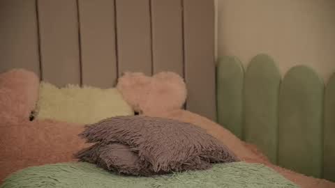 vickysecret96 online show from 02-14-25, 09:32