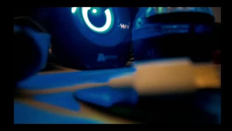 vickyvalencia2 online show from 05-06-26, 02:40