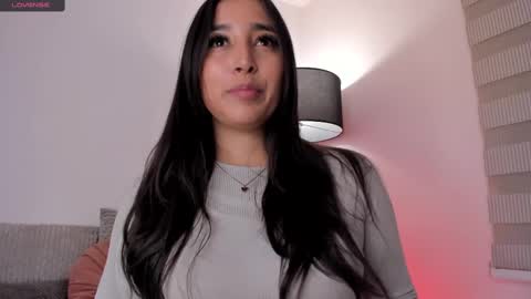 Victoria  online show from 02-11-25, 02:03