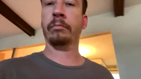 vicrobertson595 online show from 11-06-25, 06:31