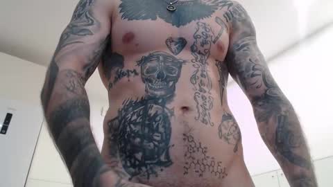 Snapshot of victor_rhino chatting on 02-11-26, 09:31 Victor rhinoff online show from 02-11-26, 09:31