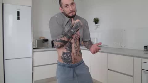 Snapshot of victor_rhino chatting on 02-16-26, 10:33 Victor rhinoff online show from 02-16-26, 10:33