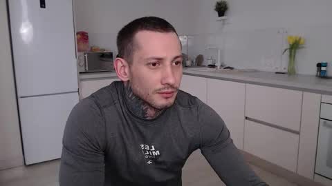 Snapshot of victor_rhino chatting on 03-09-26, 12:31 Victor rhinoff online show from 03-09-26, 12:31