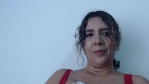 Snapshot of victoria25_meester chatting on 04-28-26, 02:00 Hi guys Im victoria Be the one who can control me in PVT online show from 04-28-26, 02:00