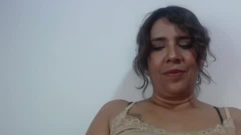 Snapshot of victoria25_meester chatting on 04-30-26, 09:08 Hi guys Im victoria Be the one who can control me in PVT online show from 04-30-26, 09:08
