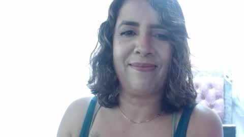 Snapshot of victoria25_meester chatting on 05-13-26, 03:20 Hi guys Im victoria Be the one who can control me in PVT online show from 05-13-26, 03:20