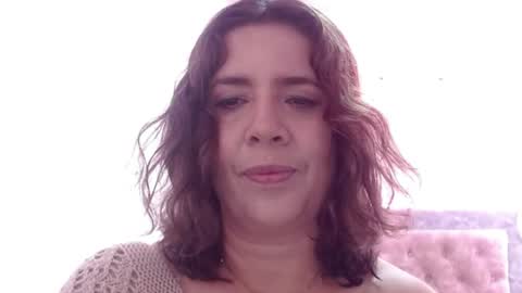 Snapshot of victoria25_meester chatting on 06-14-26, 02:08 Hi guys Im victoria Be the one who can control me in PVT online show from 06-14-26, 02:08