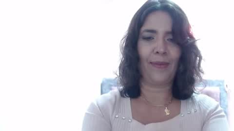 Snapshot of victoria25_meester chatting on 06-16-26, 02:41 Hi guys Im victoria Be the one who can control me in PVT online show from 06-16-26, 02:41