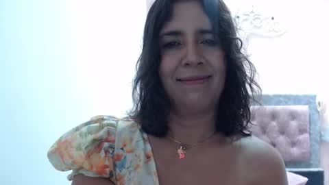 Snapshot of victoria25_meester chatting on 06-22-26, 02:58 Hi guys Im victoria Be the one who can control me in PVT online show from 06-22-26, 02:58