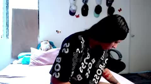 victoria_andra online show from 06-26-26, 04:33