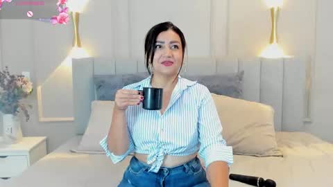 victoria  online show from 11-05-25, 07:25