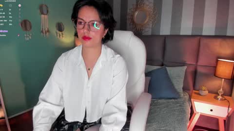 Victoria online show from 02-15-25, 02:00