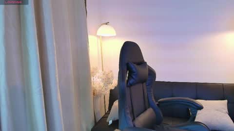 Snapshot of victoria_collinns chatting on 05-11-26, 02:34 Victoria Collins online show from 05-11-26, 02:34