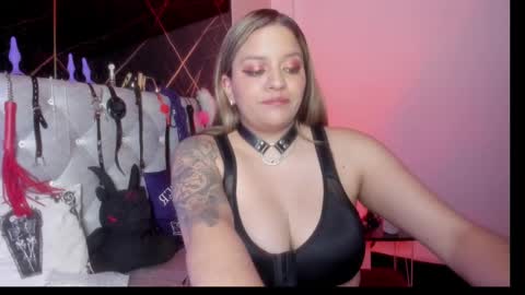 Snapshot of victoria_floyd1 chatting on 09-20-25, 06:53 victoria_floyd1 online show from 09-20-25, 06:53