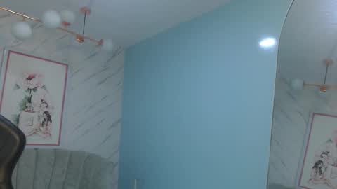 Victoria online show from 03-16-26, 01:04